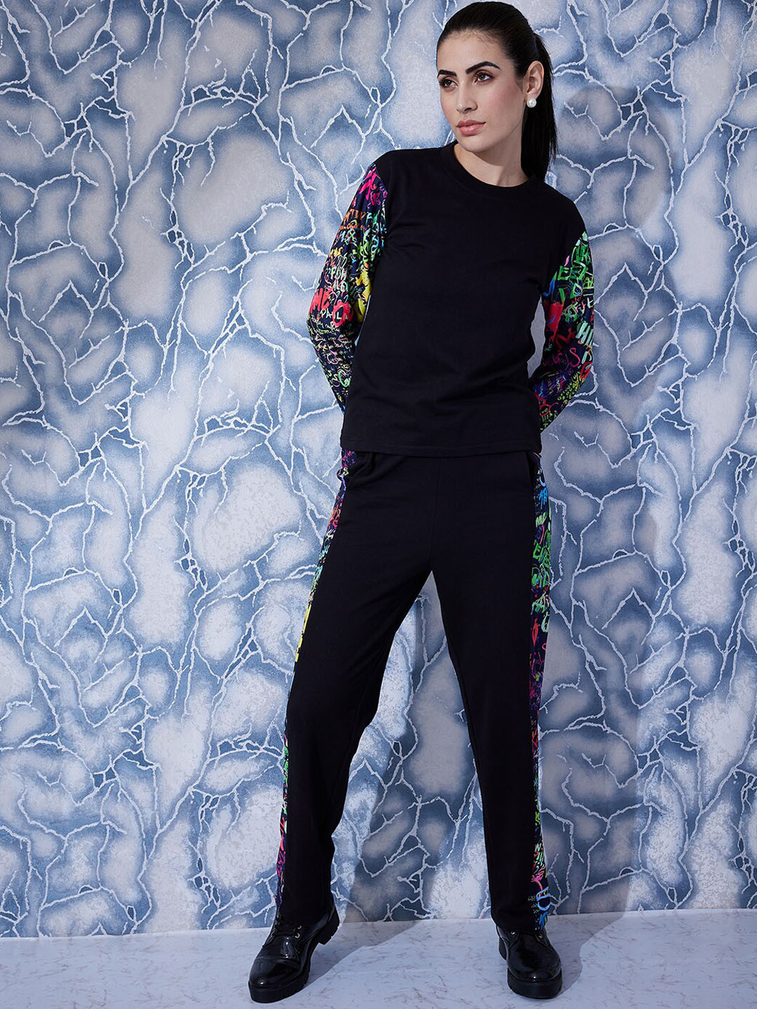 Athena Graphic Printed Sweatshirt With Trousers