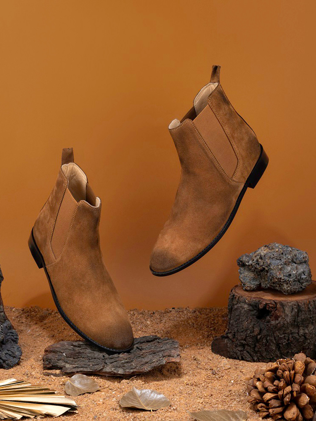 GRIFFIN Men Mid Top Suede Chelsea Boots