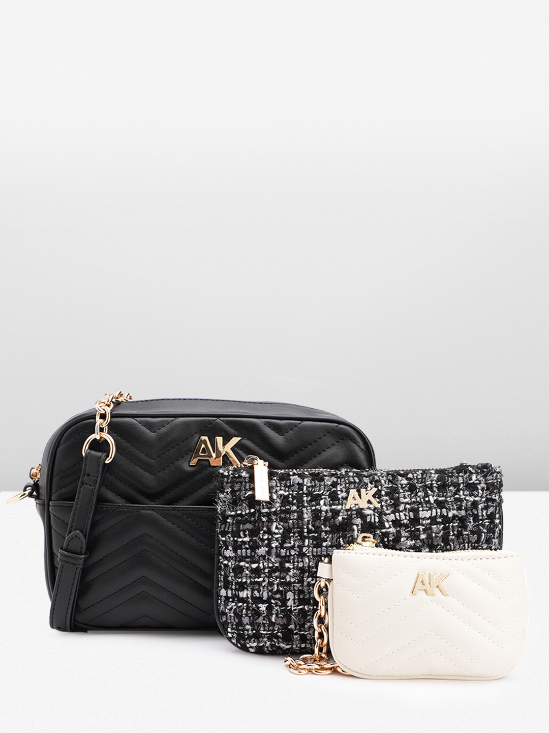 ANNE KLEIN Structured Sling Bag With Quilted Detail