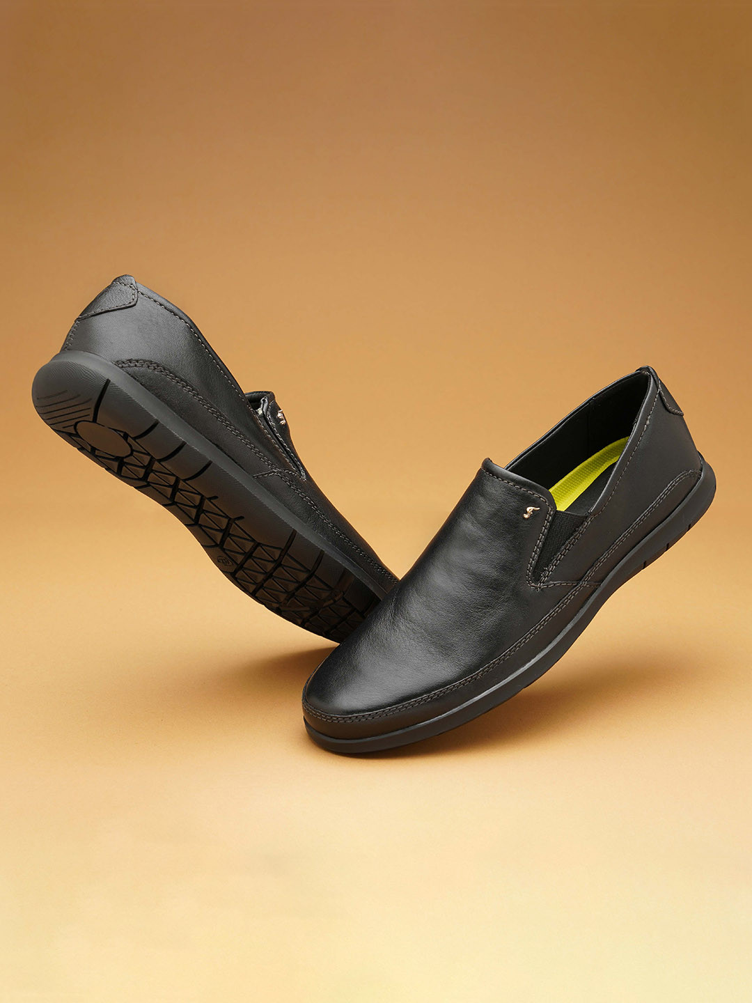 Florsheim Men Textured Leather Slip-On Sneakers