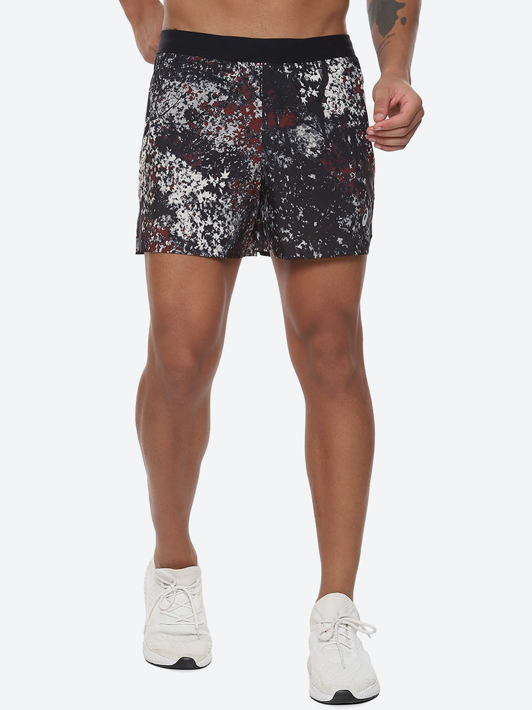 ASICS Men All Over Abstract Printed 5In Running Mid-Rise Sports Shorts