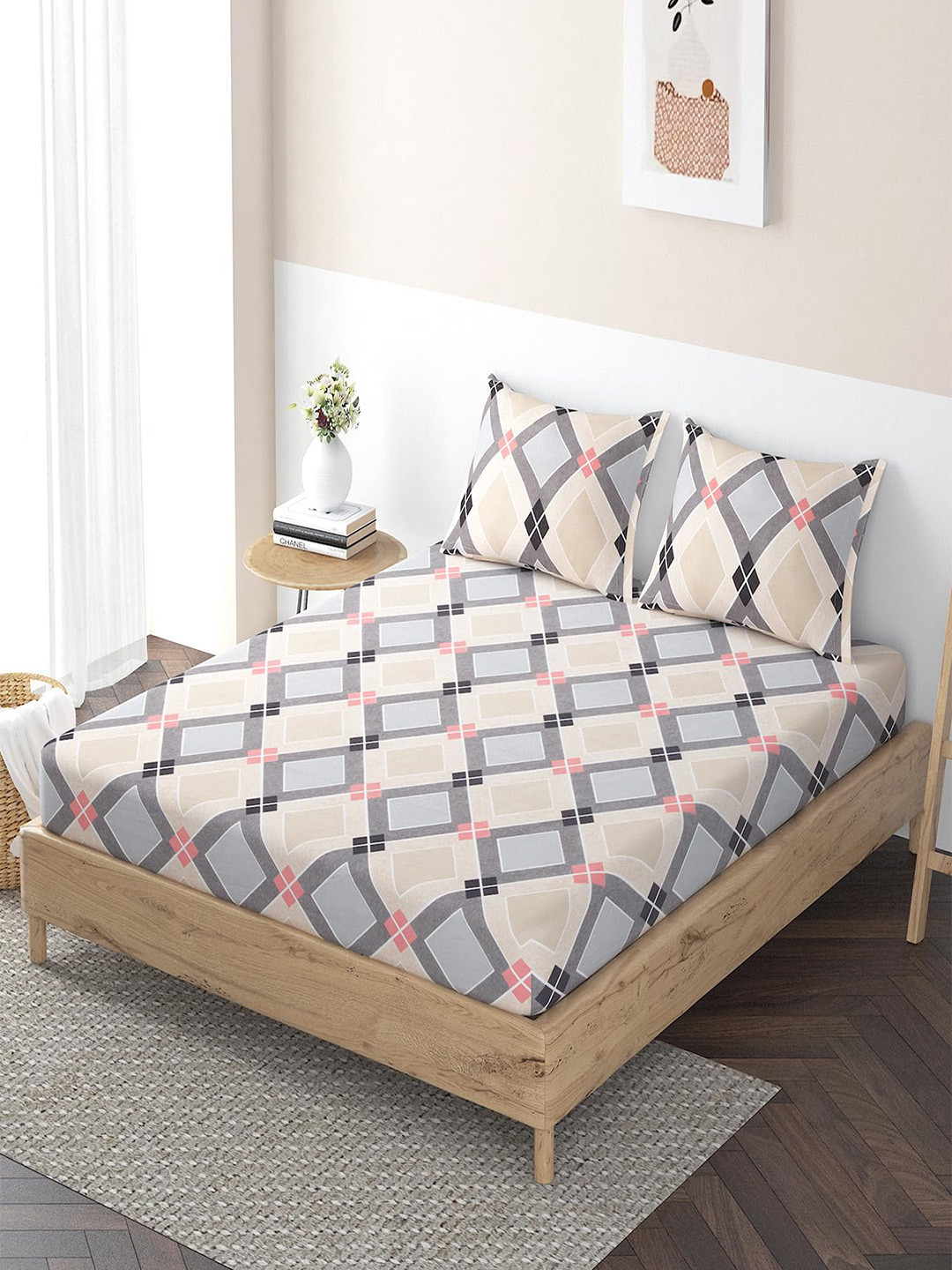 HOKIPO Glace Grey Geometric Microfiber 140 TC Fitted King Fine Bedsheet with 2 Pillow Covers-78 x 72 inches