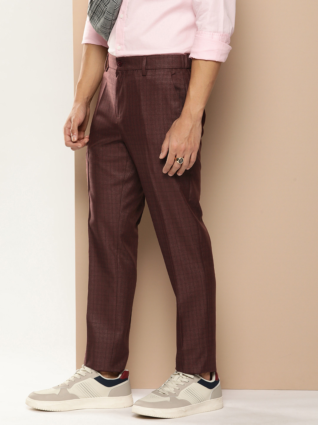 encore by INVICTUS Men Mid Rise Checked Semi Formal Trousers
