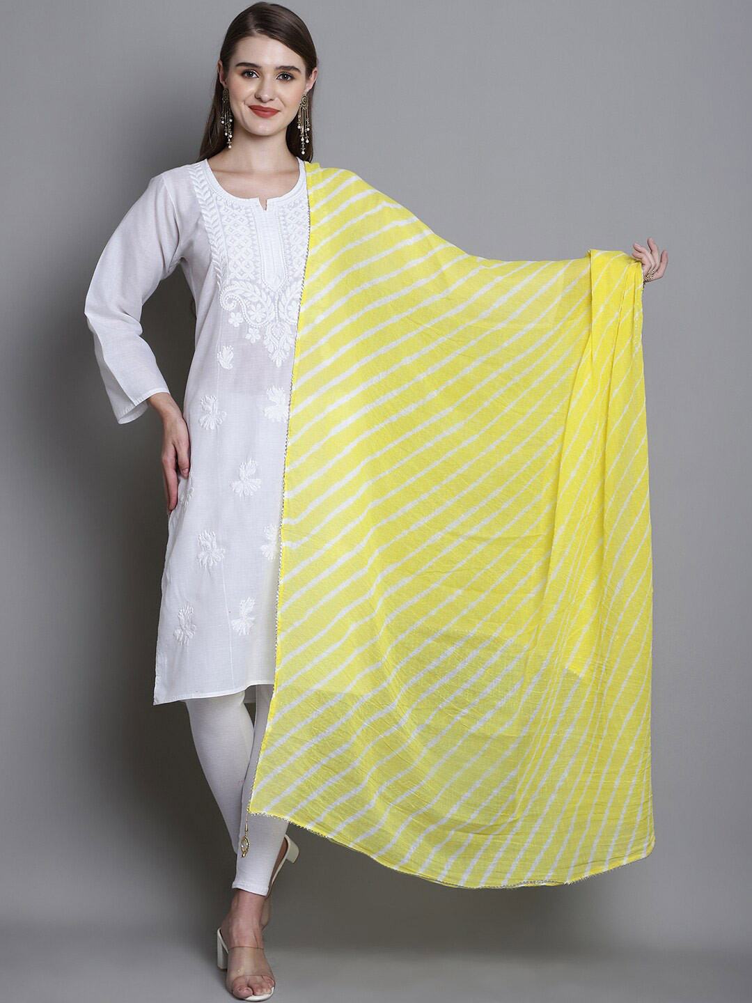 SOUNDARYA Striped Leheriya Dupatta With Gotta Patti