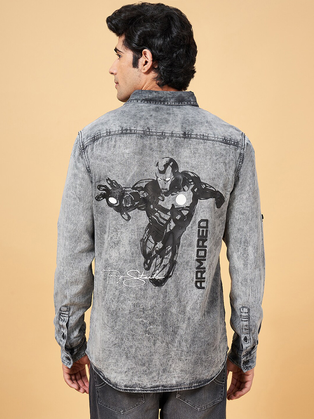 SF JEANS by Pantaloons Iron Man Printed Roll Up Sleeves Cotton Slim Fit Casual Shirt