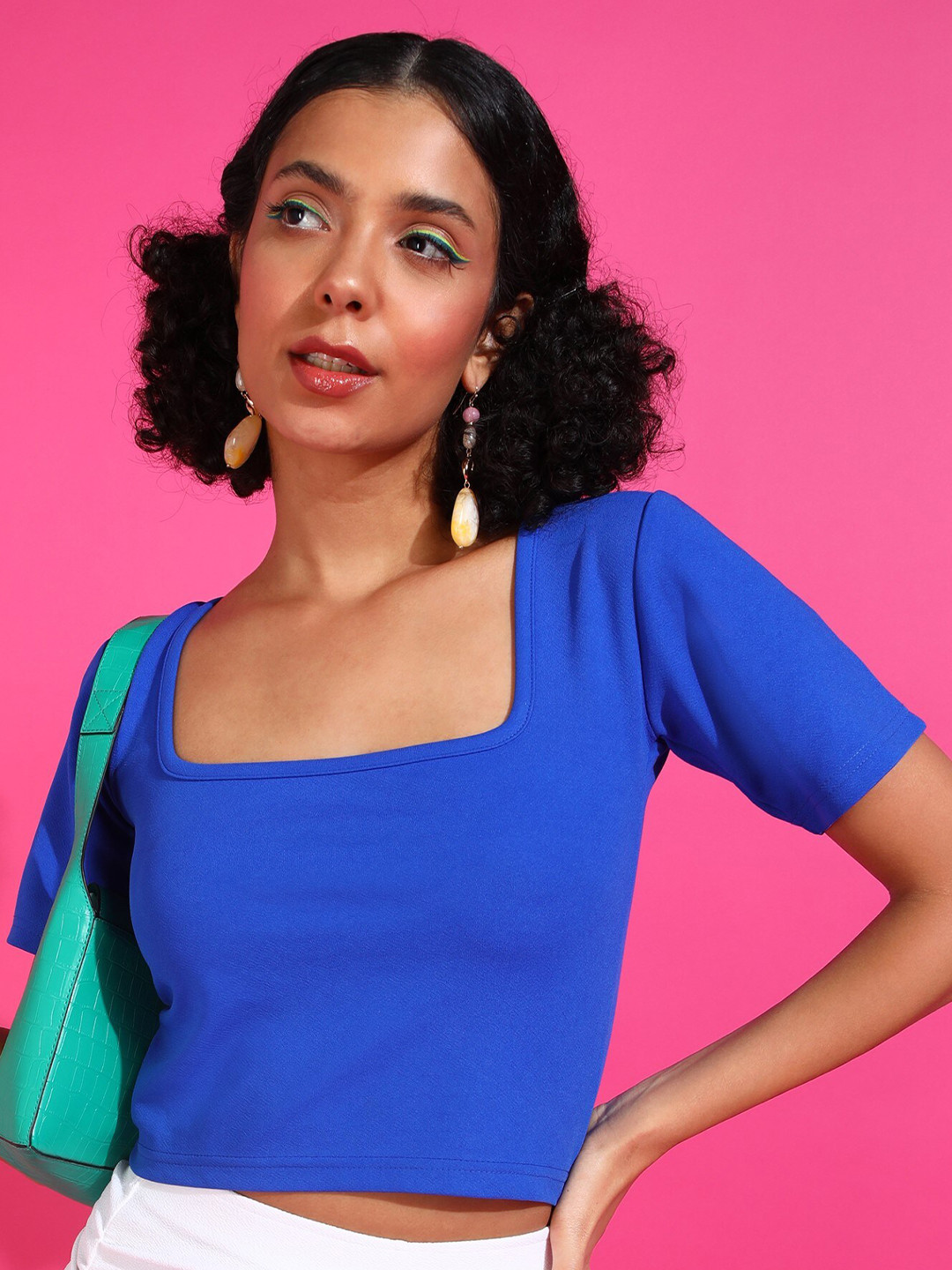 Popwings Square Neck Regular Crop Top