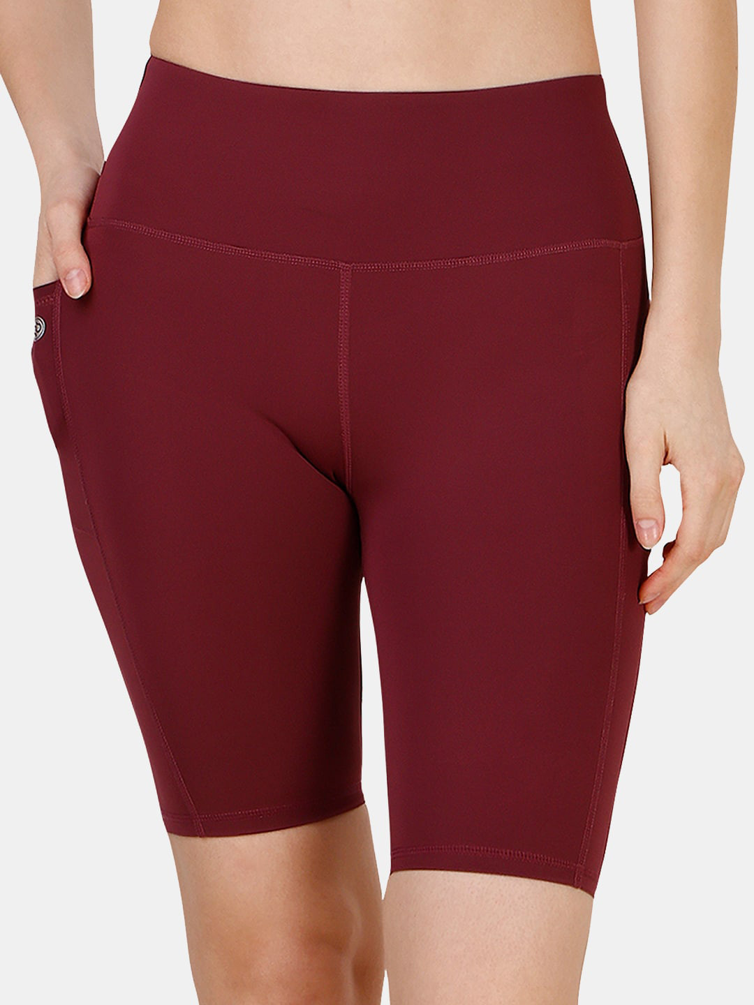 Soie Women Maroon Skinny Fit Quick Dry Training Or Gym Sports Pocket Shorts