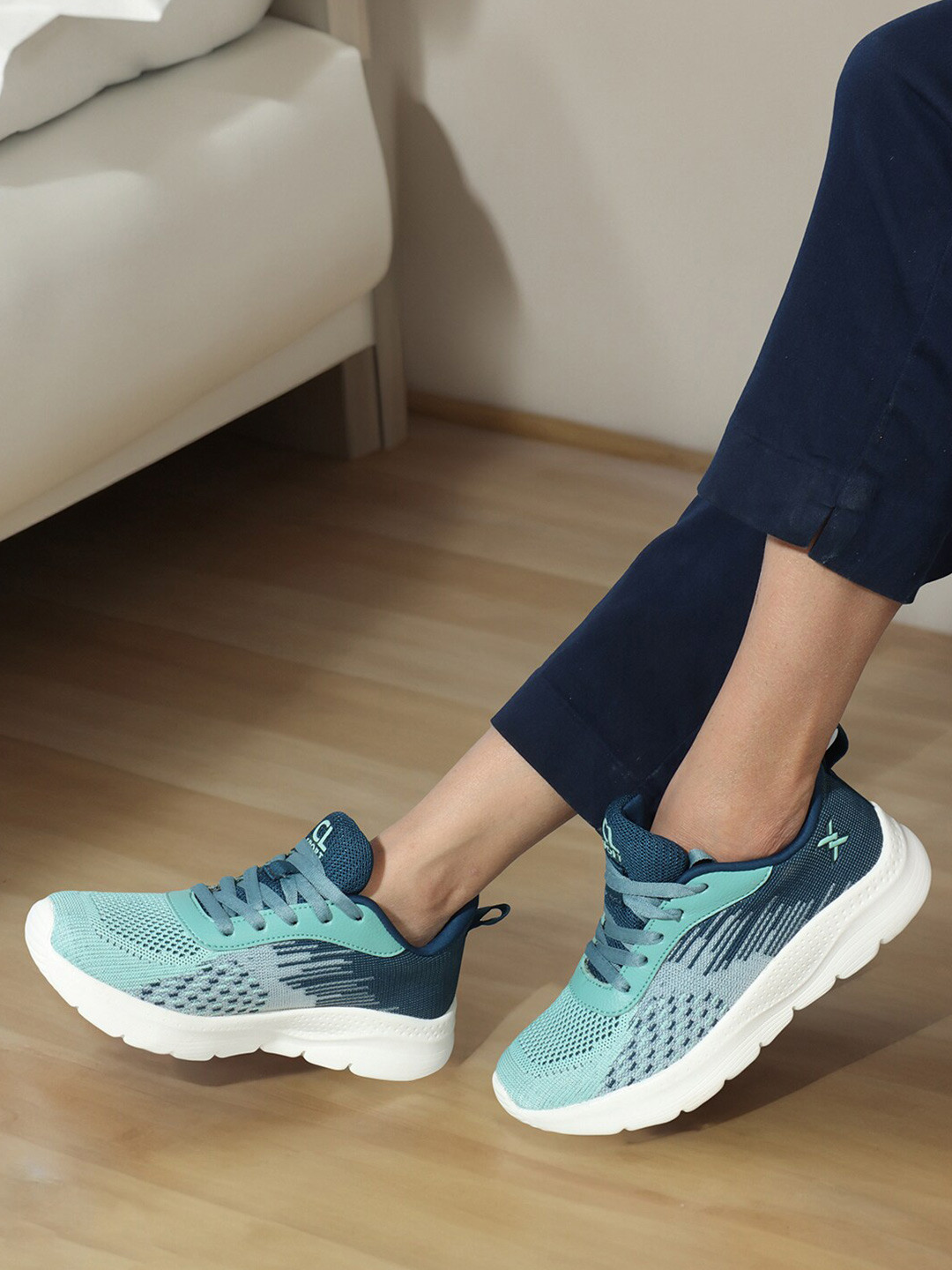 Carlton London sports Women Mesh Flyknit Technology Sports Shoes