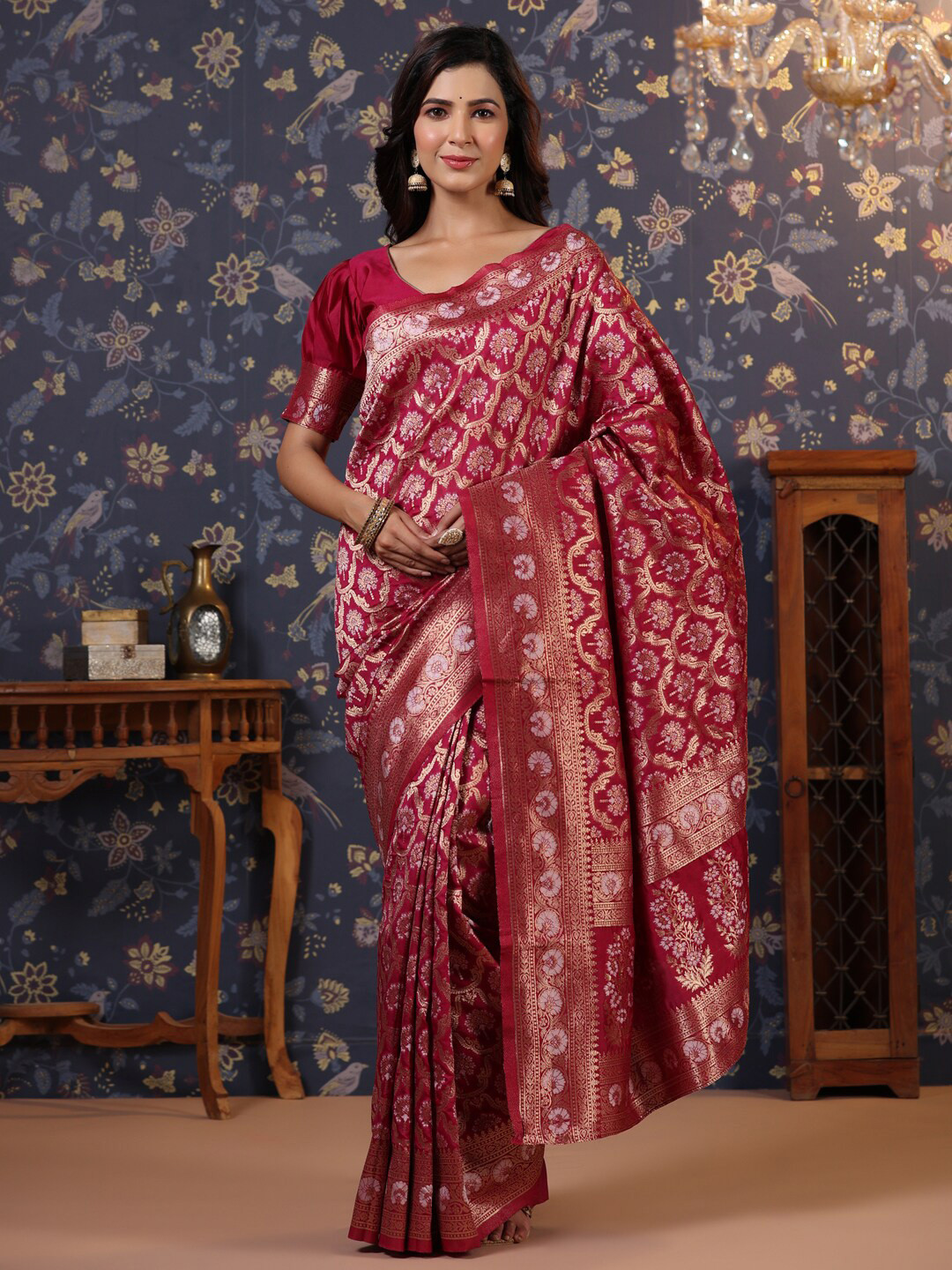 House of Pataudi Banarasi Woven Design Saree With Blouse Piece