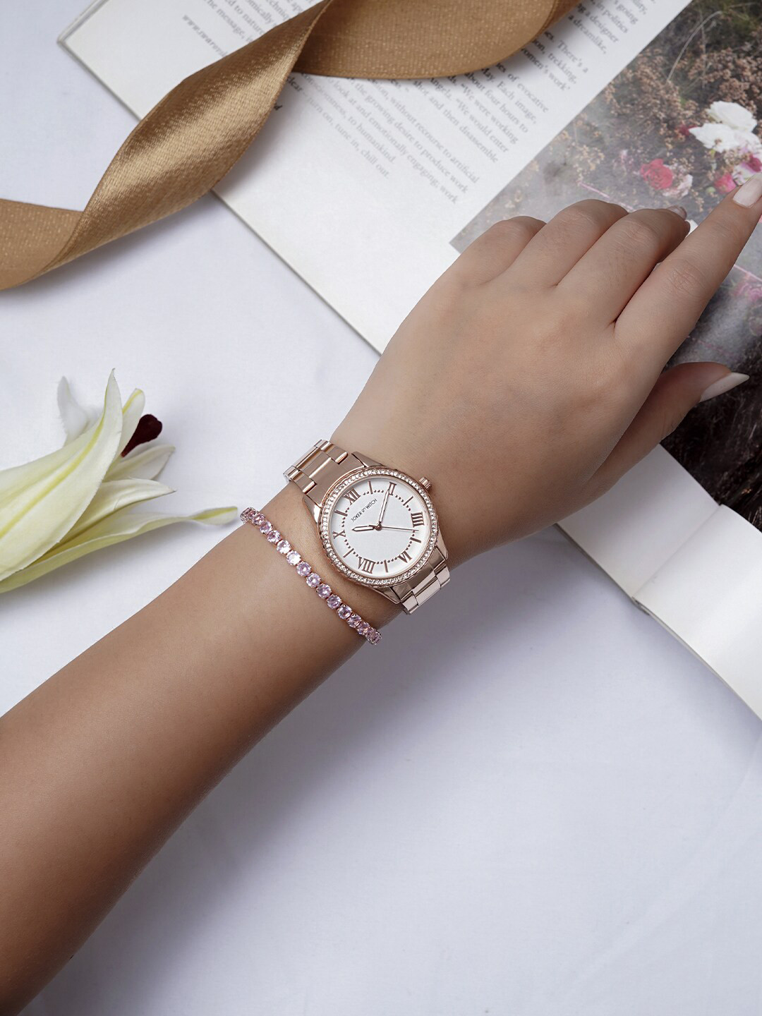 JOKER & WITCH Women Watch & Bracelet Gift Set JWBS1012
