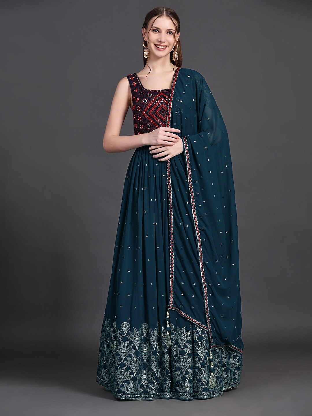 Ethnic gown 2025 with dupatta