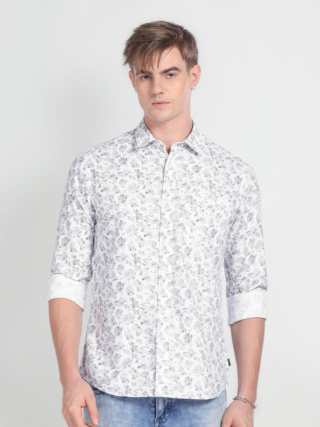 Flying Machine Men White Slim Fit Floral Opaque Printed Casual Shirt