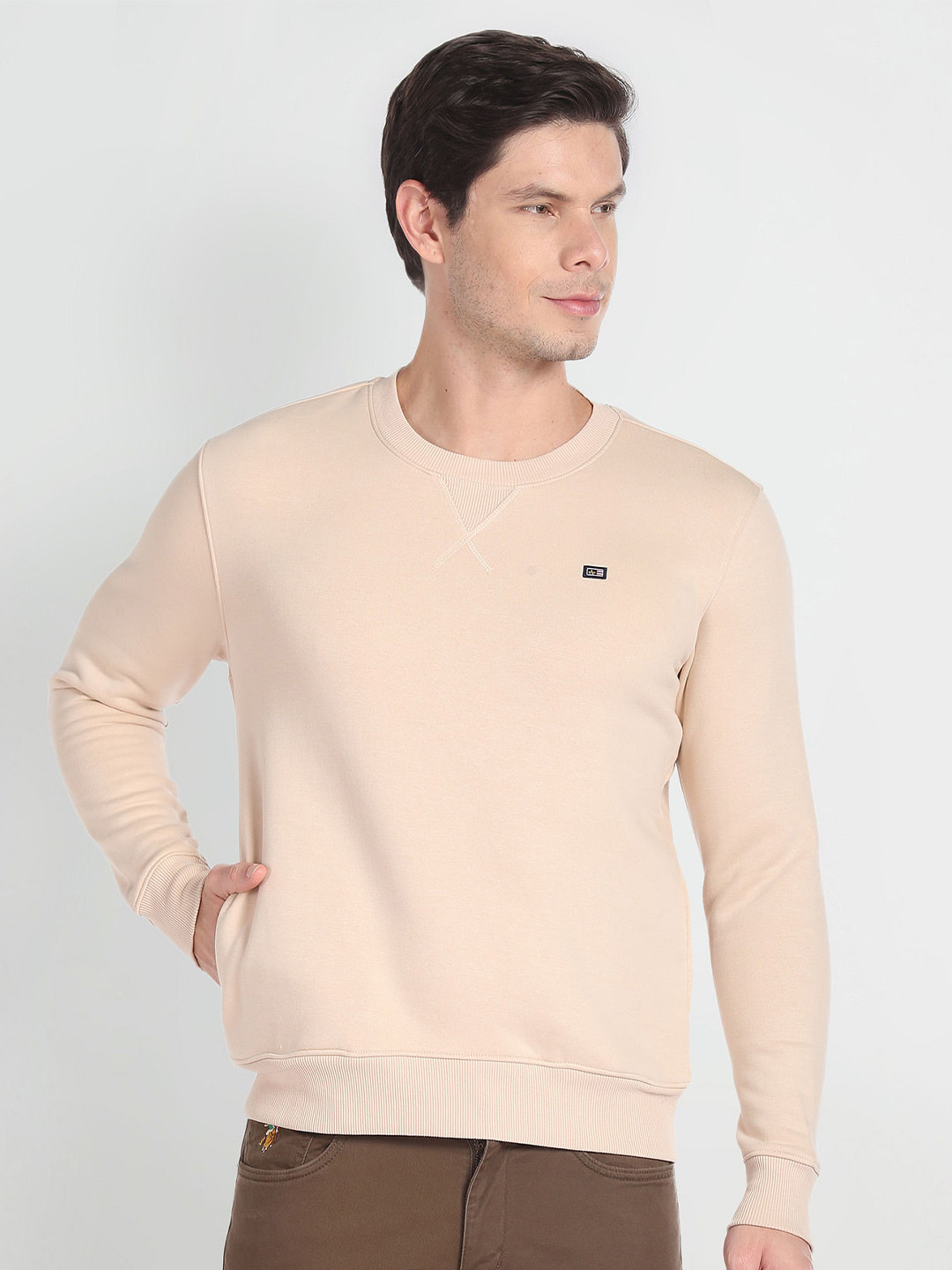 Arrow Sport Long Sleeves Round Neck Pullover Sweatshirt