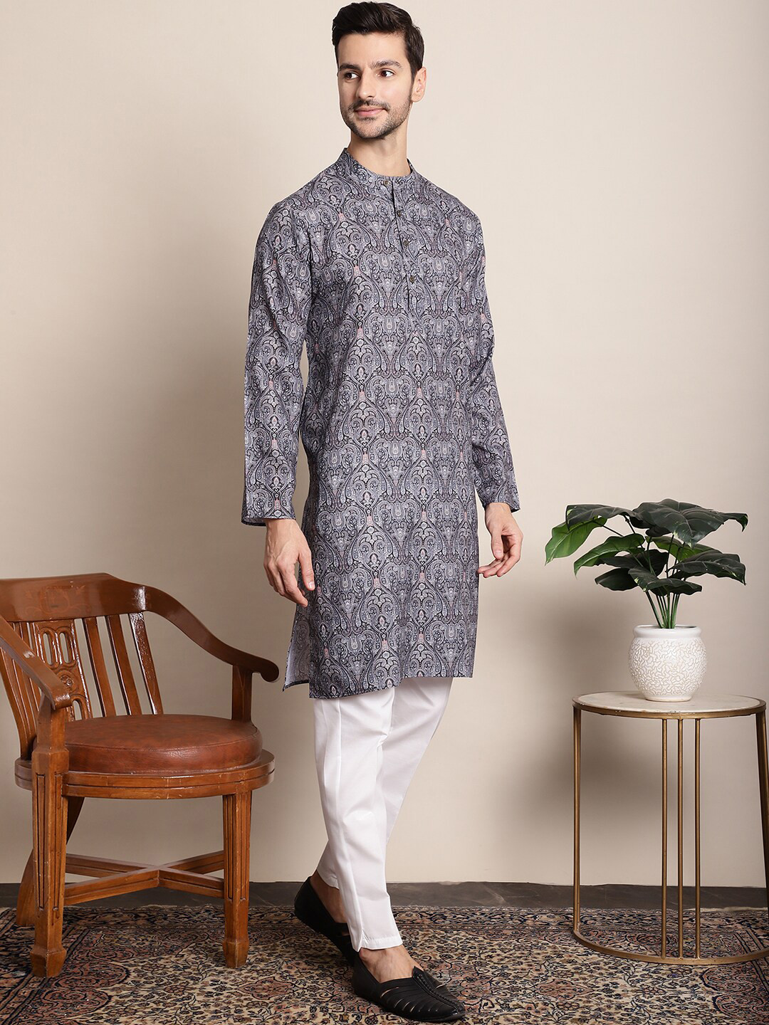 Anouk Grey Paisley Printed Regular Straight Kurta With Pyjamas