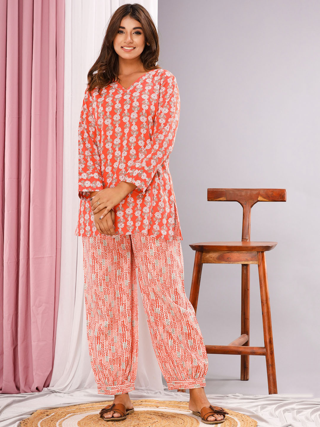 FEATHERS CLOSET Floral Printed Pure Cotton Co-Ords
