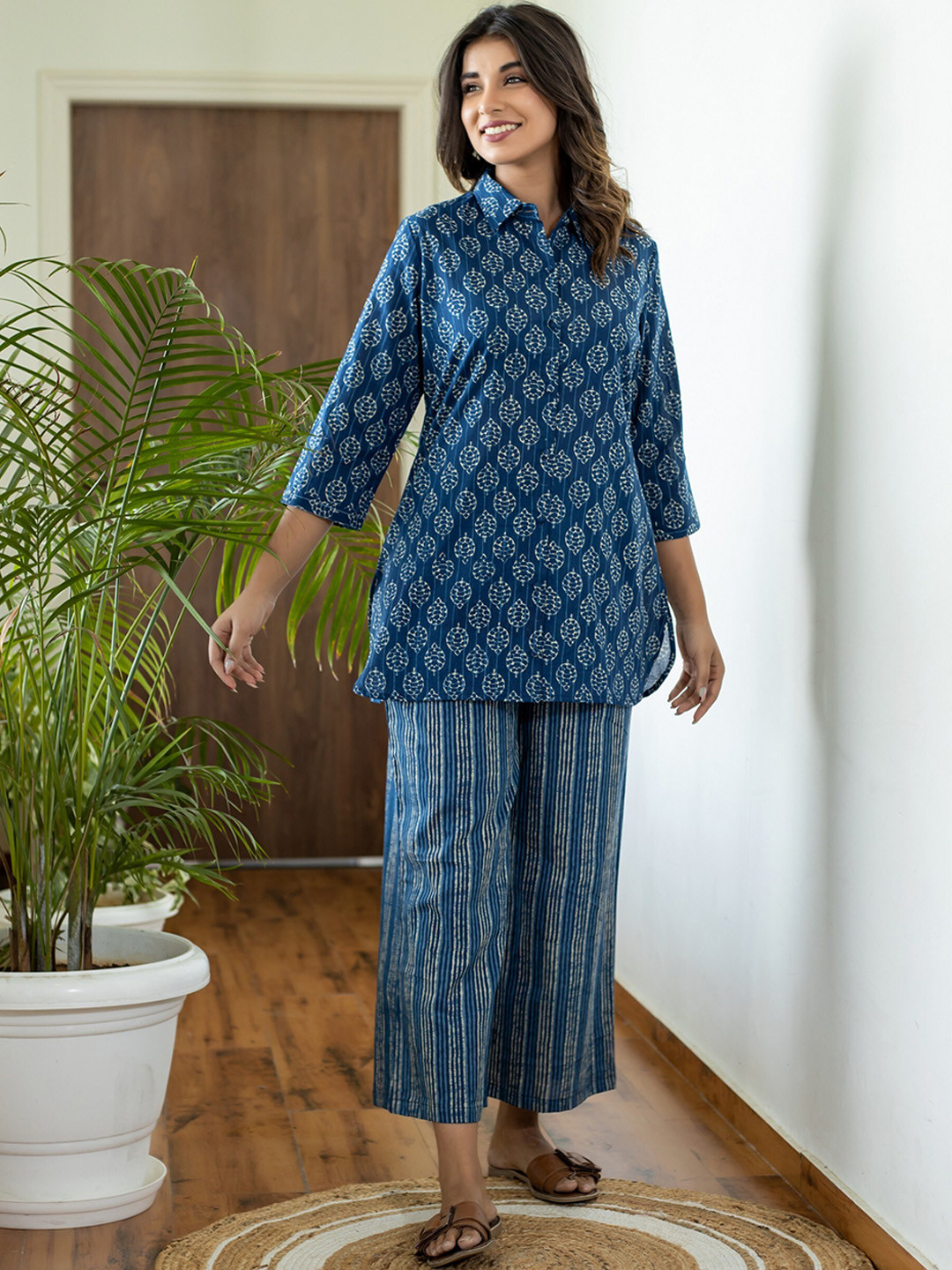 FEATHERS CLOSET Floral Printed Pure Cotton Co-Ords