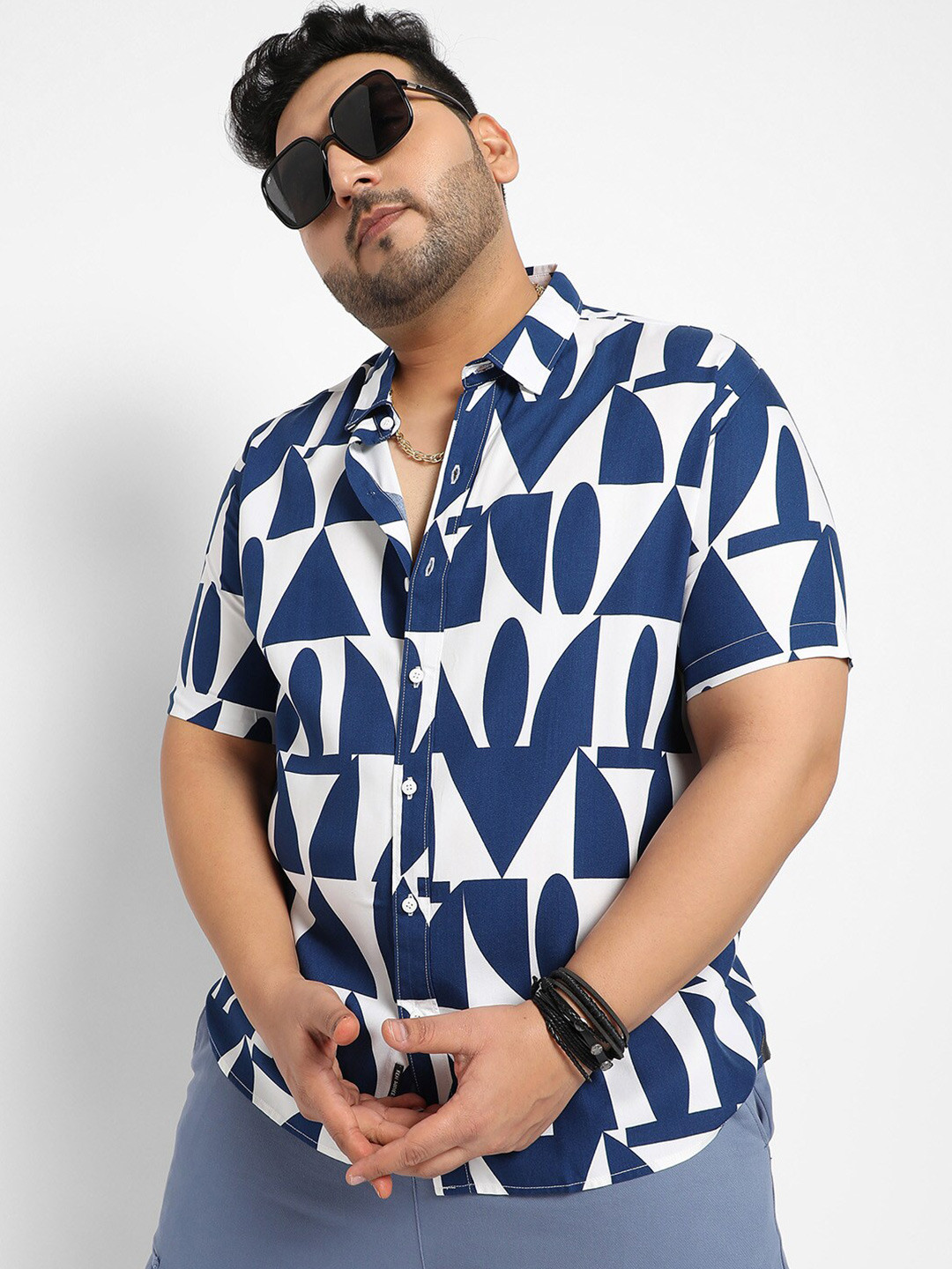 Instafab Plus Plus Size Classic Geometric Printed Casual Shirt