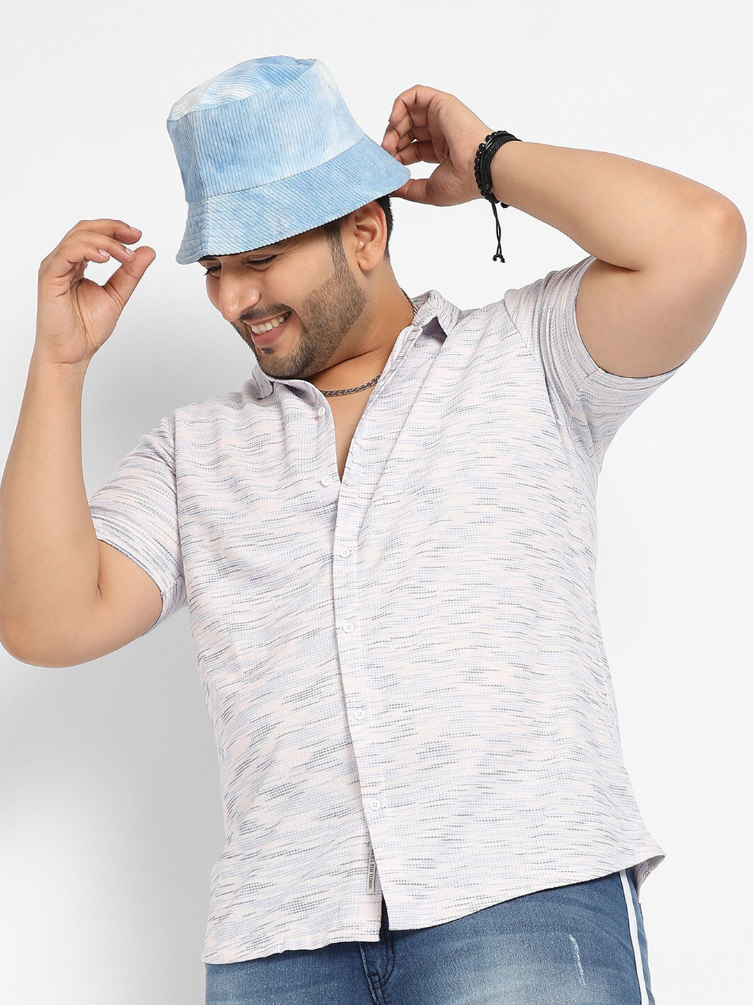 Instafab Plus Abstract Printed Classic Horizontal Striped Cotton Casual Shirt