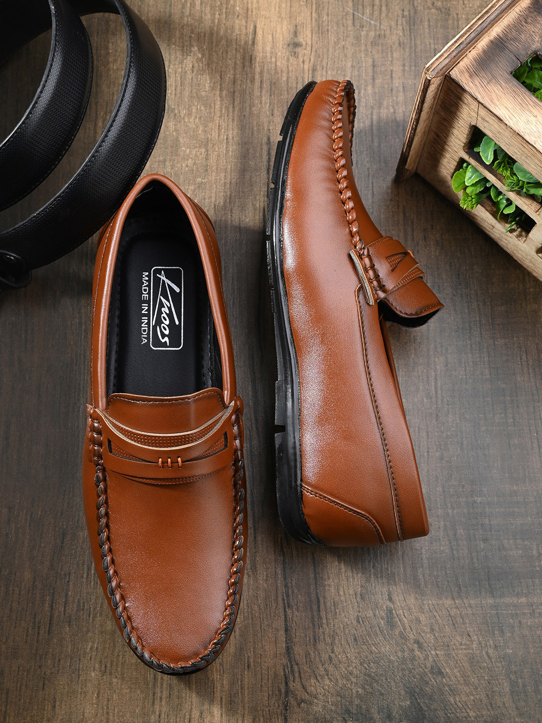 knoos Men Textured Ruff-Tuff Lightweight Penny Loafers