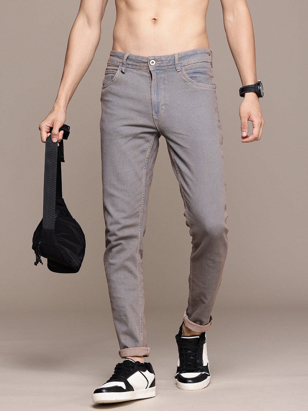The Roadster Life Co. Men Slim Fit Heavy Fade Stretchable Jeans