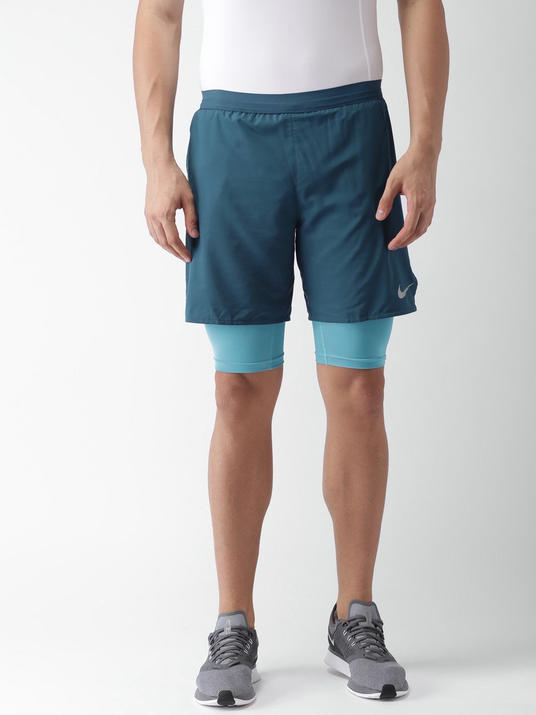 Buy Nike Men Teal Blue DSTNCE BF 7IN