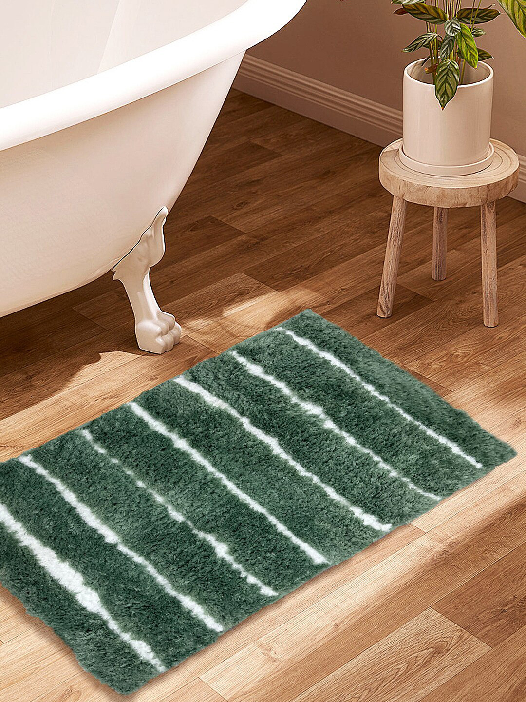 Nautica Green & White Striped Anti-Skid 2200 GSM Bath Mat