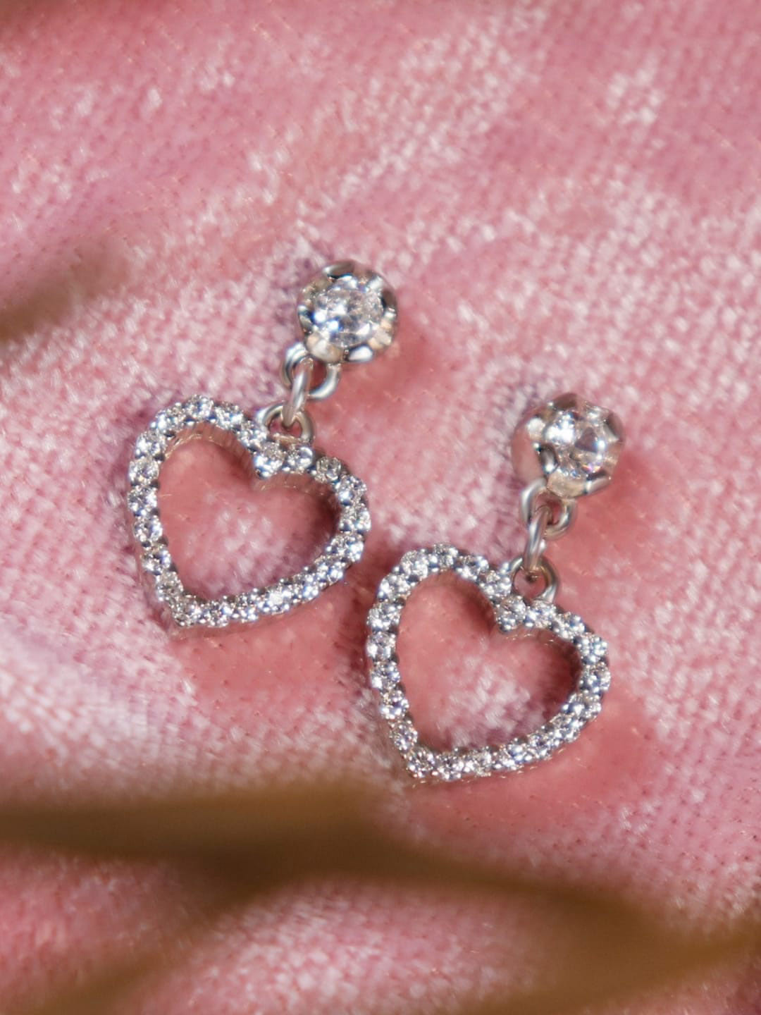 Zarkan 925 Sterling Silver Rhodium-Plated Heart Shaped Drop Earrings
