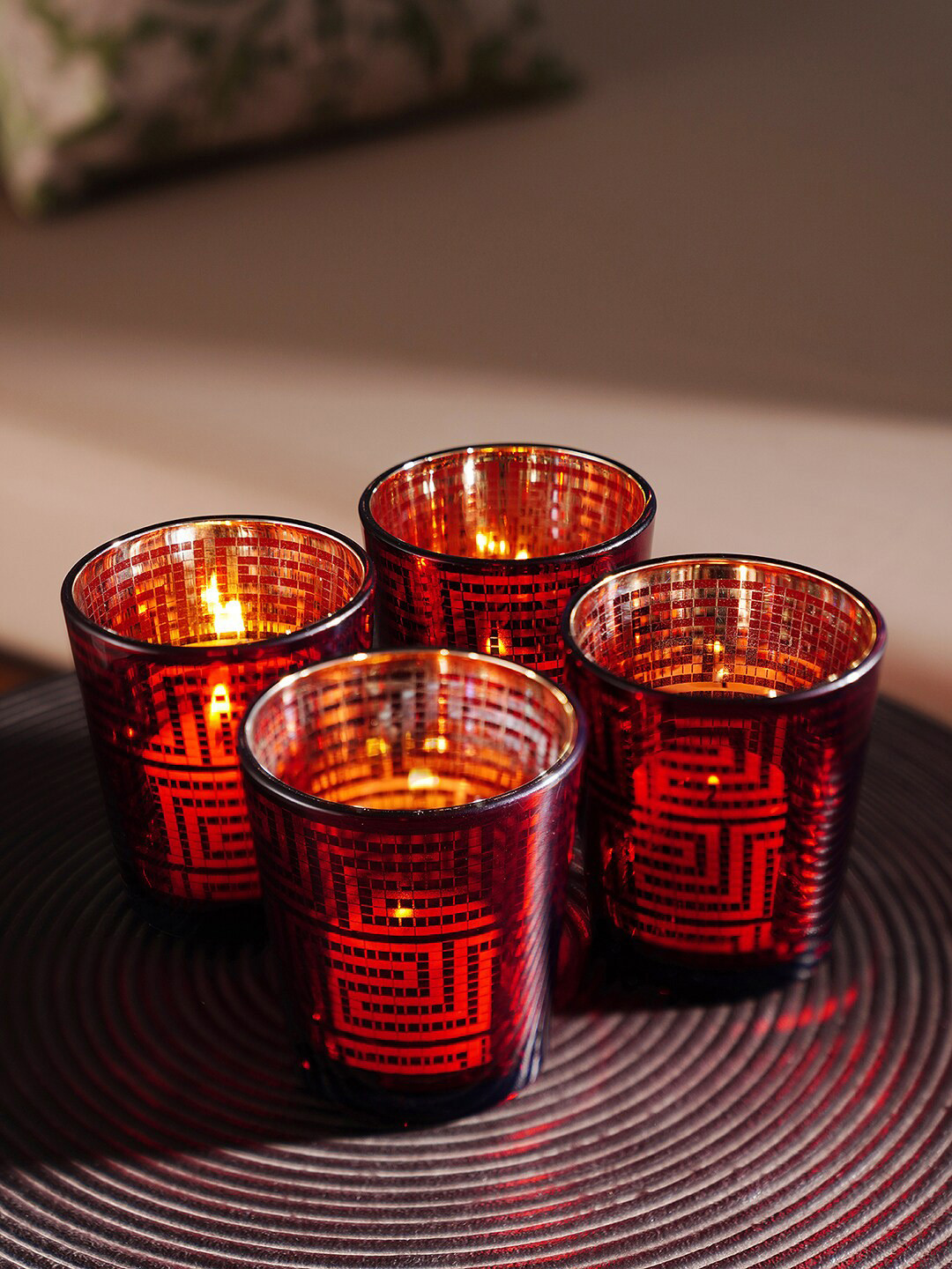 Pure Home and Living Red 4 Pieces Patterned Glass Candle Holders