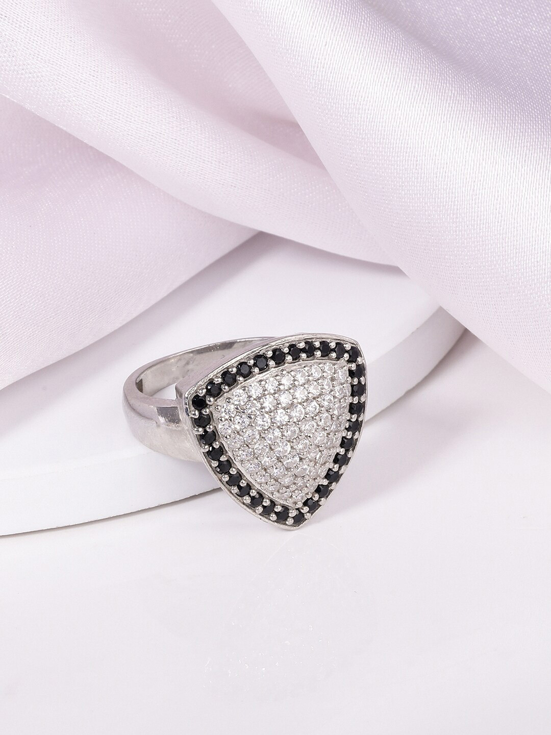 GIVA 925 Sterling Silver Triangular CZ-Studded Finger Ring