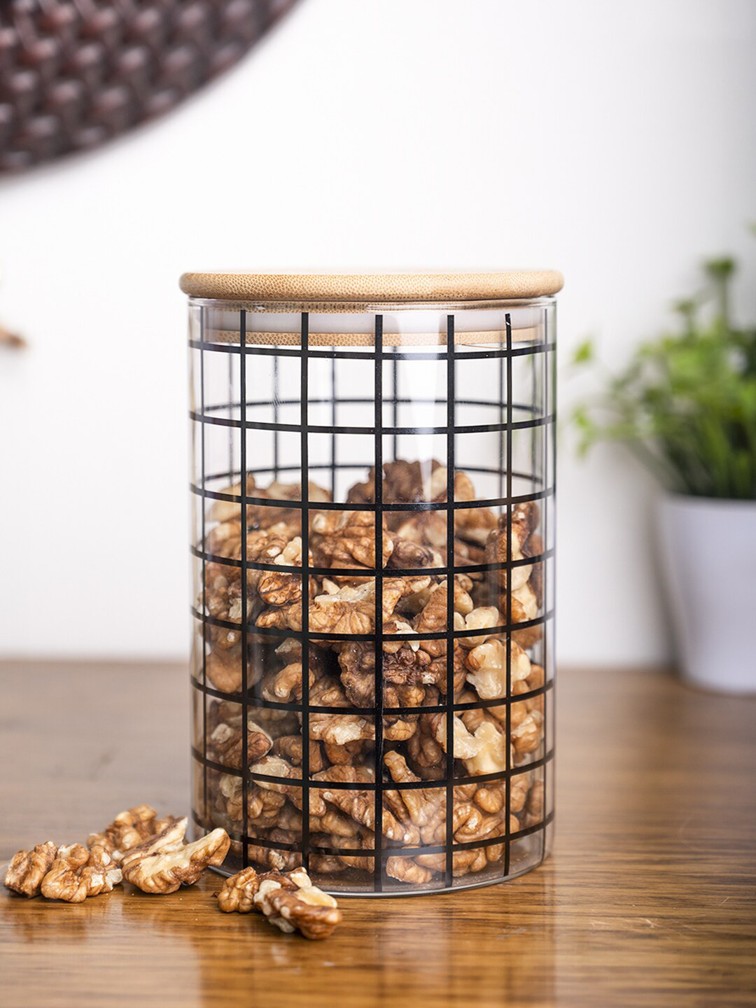 Market99 Transparent Checkered Borosilicate Glass Microwave Safe Clip-On Jar-900ml