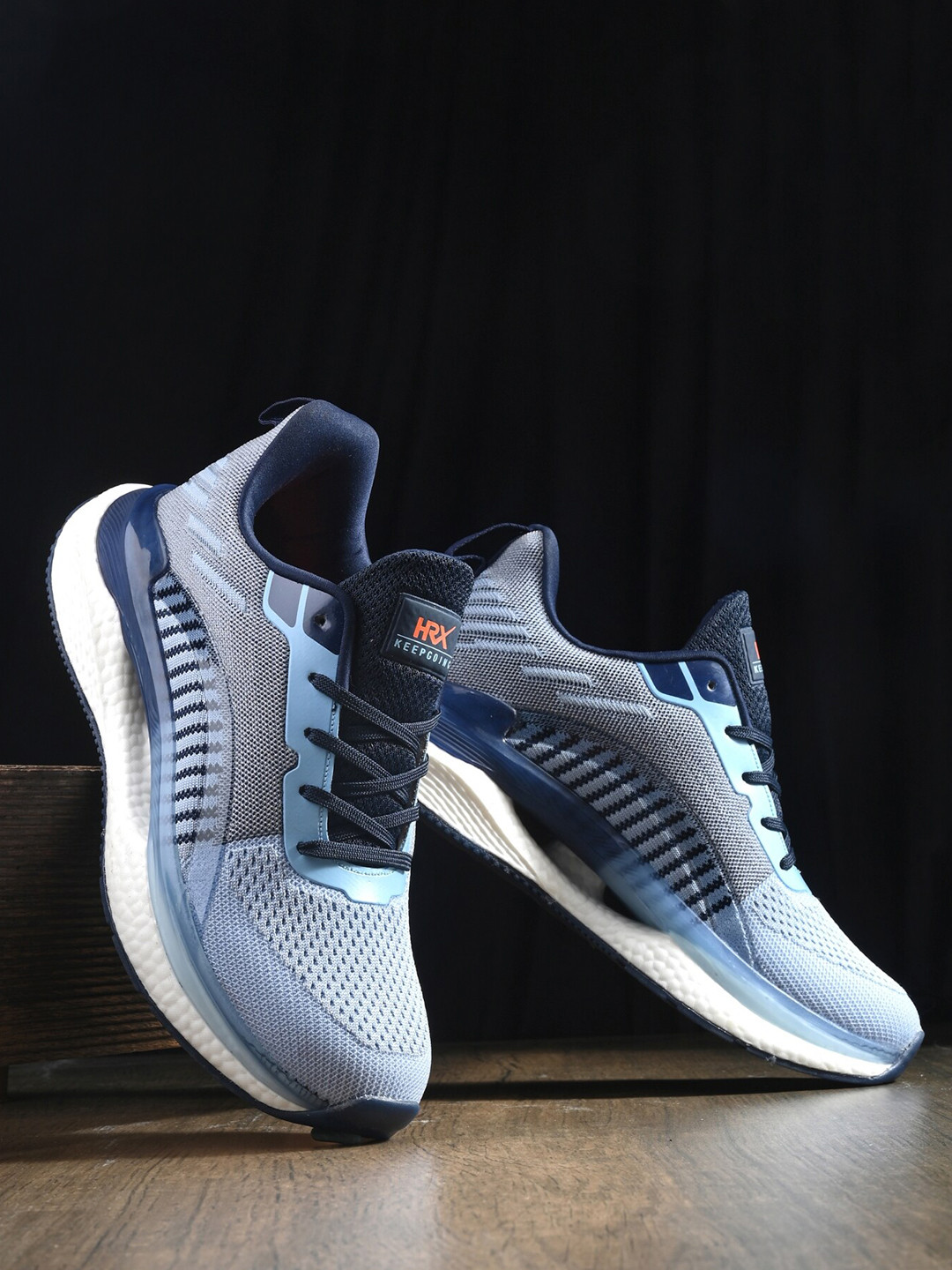 HRX by Hrithik Roshan Men Grey & Blue Aircube Running Shoes