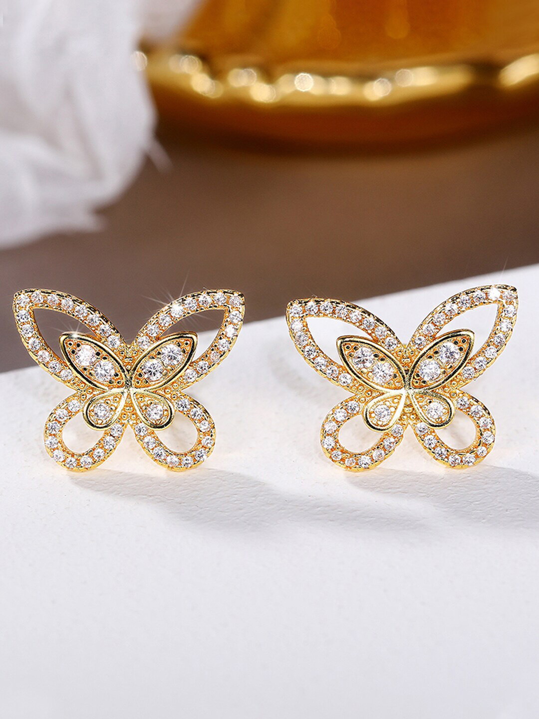 Designs & You Gold-Plated Animal Shaped Studs Earrings