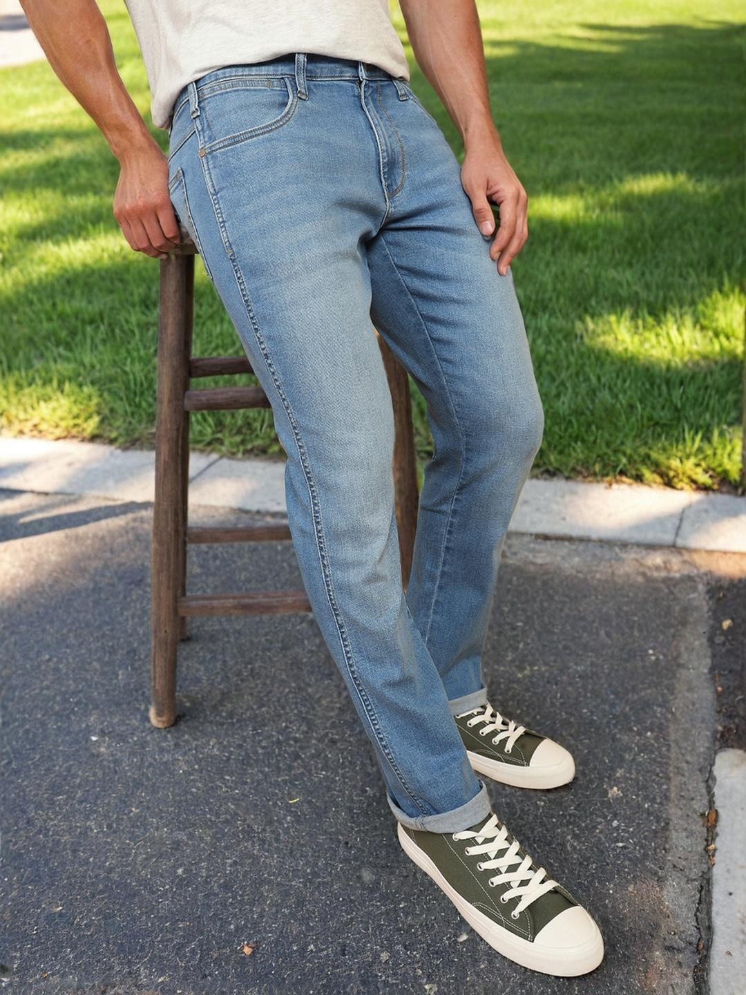 Wrangler Men Millard Clean Look Heavy Fade Stretchable Jeans