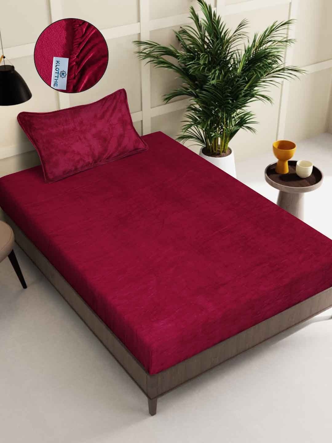 KLOTTHE Red Wool 300 TC Fitted Single Fine Bedsheet with a Pillow Cover-89 x 59 inches