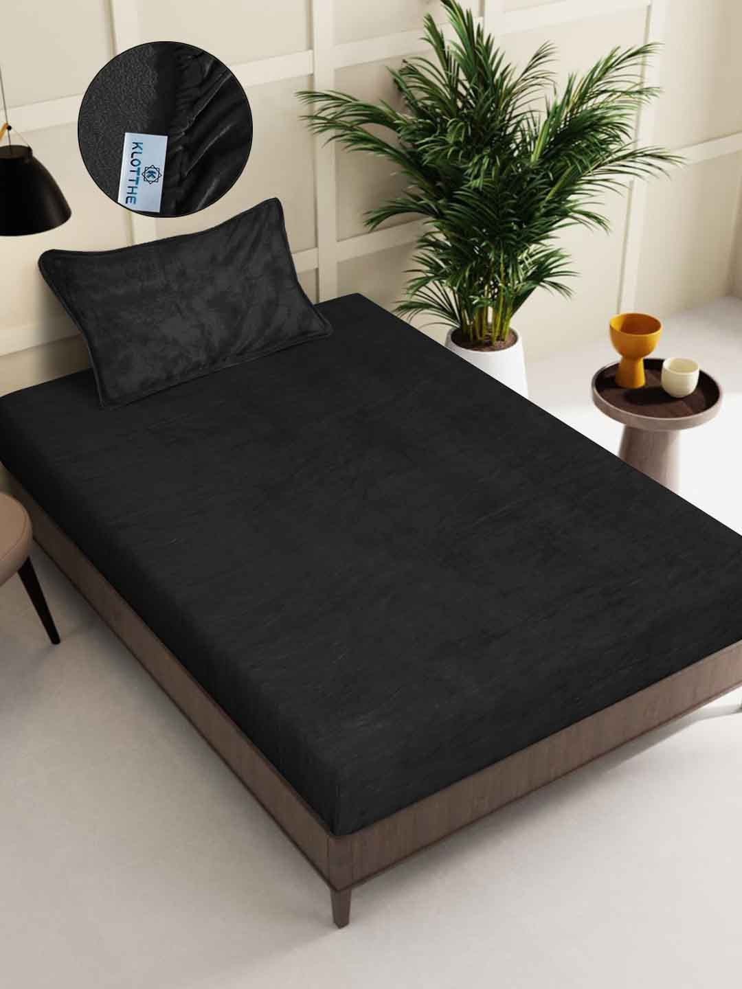 KLOTTHE Black Wool 300 TC Fitted Single Fine Bedsheet with a Pillow Cover-89 x 59 inches