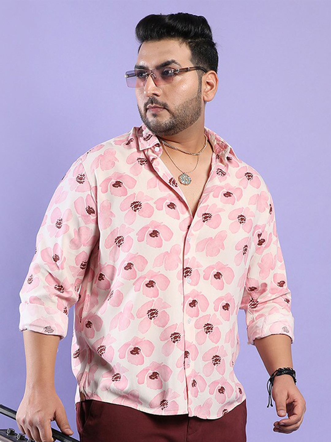 Instafab Plus Classic Fit Floral Printed Casual Shirt