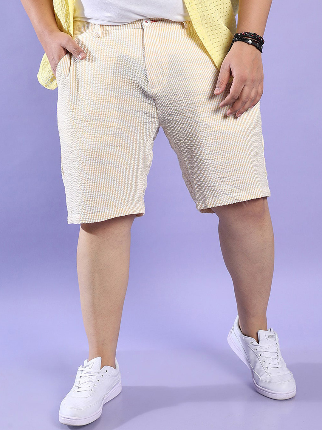Instafab Plus Plus Size Self Design Regular Fit Mid-Rise Cotton Regular Shorts