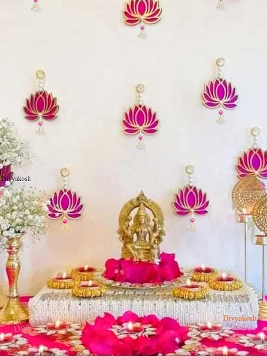 Divyakosh 7 Pieces Lotus Wood Glossy Hall 7Pcs Floral Wall Decor-3.1In