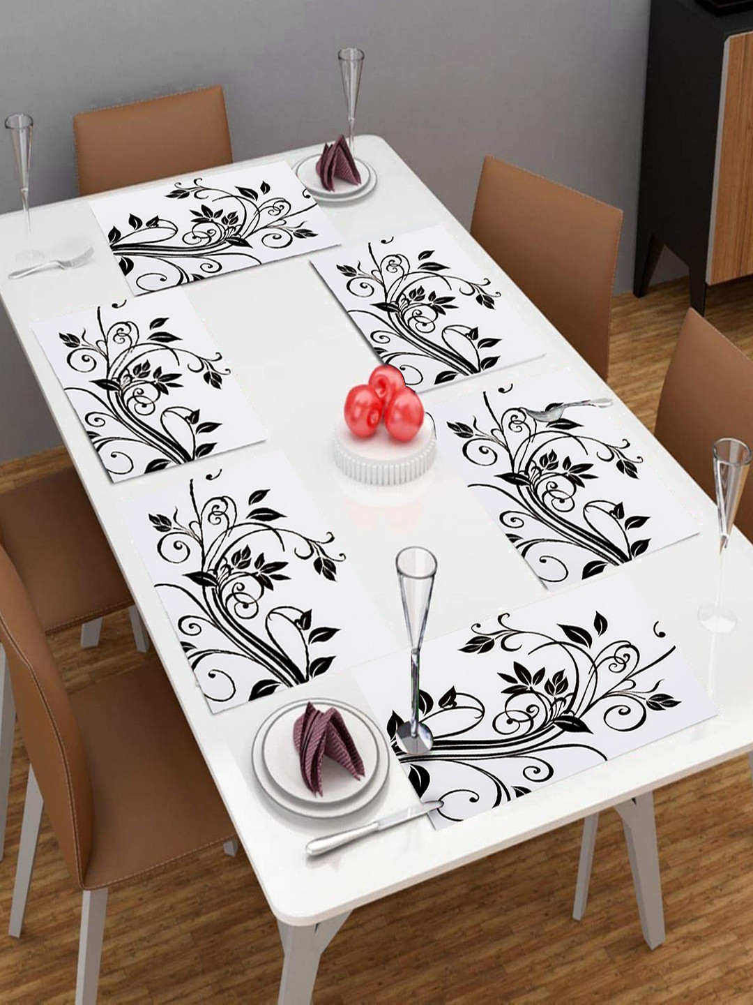 Dakshya Industries Back & White 6 Pieces Floral Printed Rectangular Table Placemats
