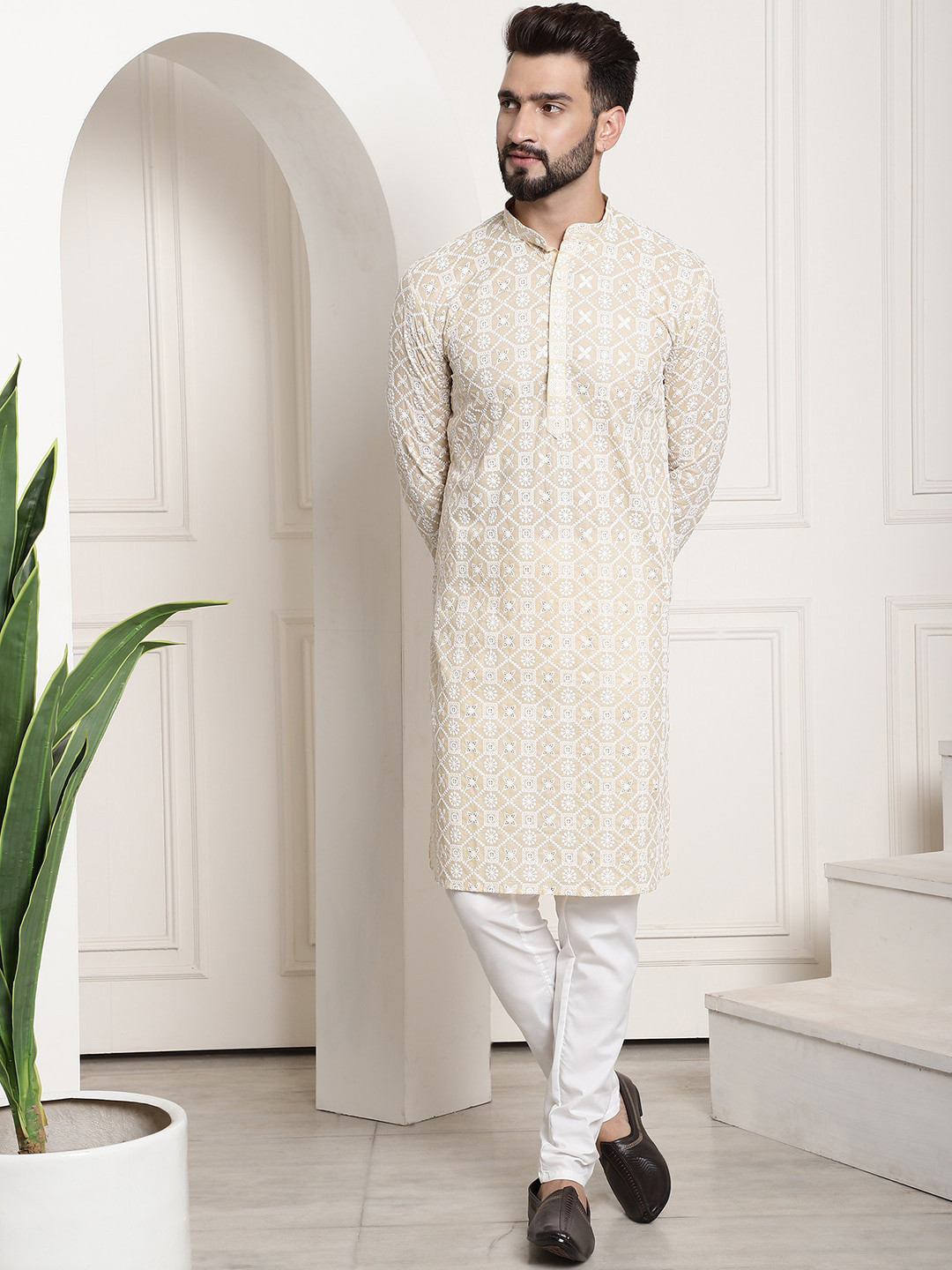 SOJANYA Ethnic Motif Embroidered Thread Work Pure Cotton Straight Kurta with Churidar