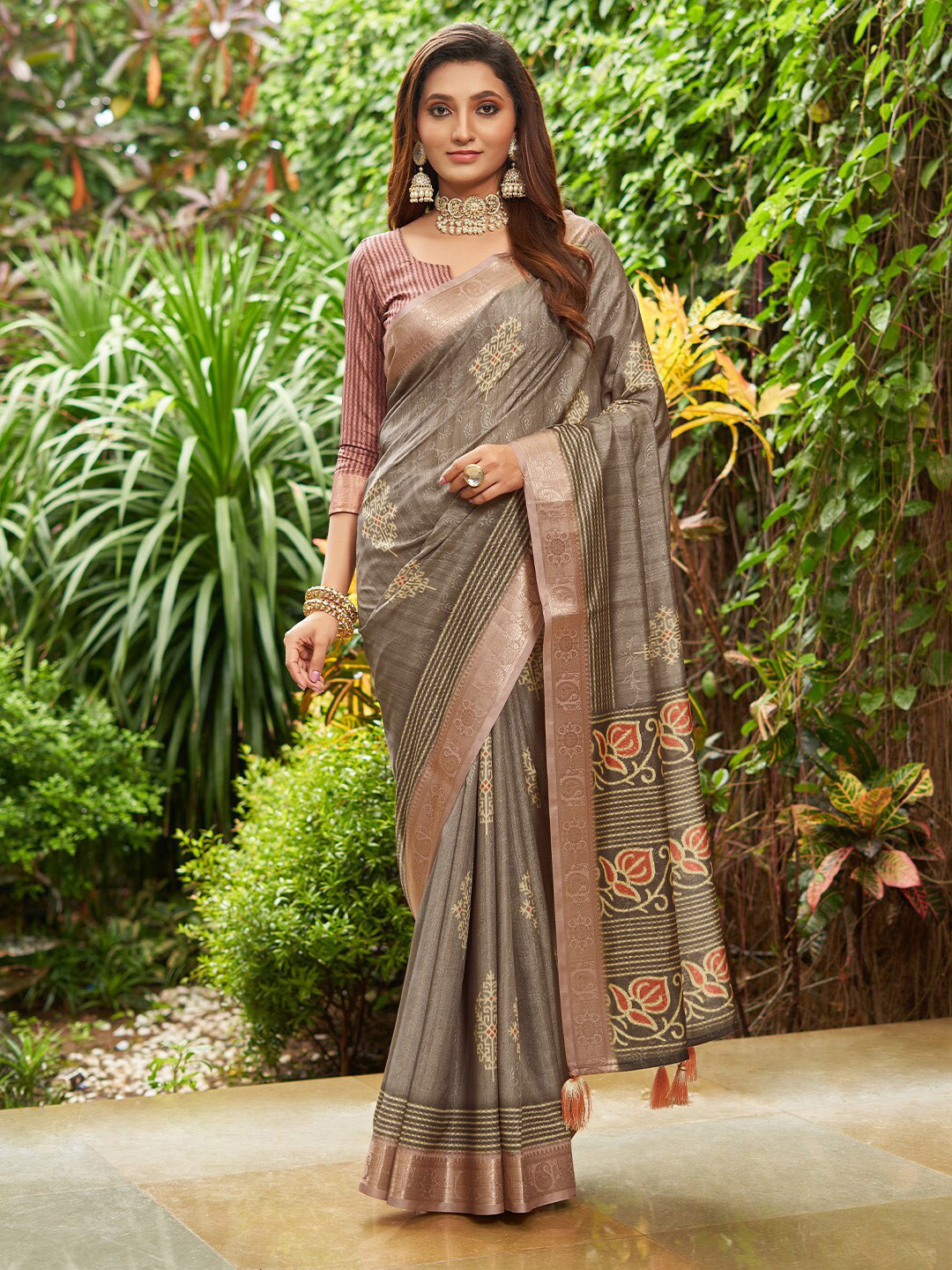 KARAGIRI Khaki Silk Blend Saree