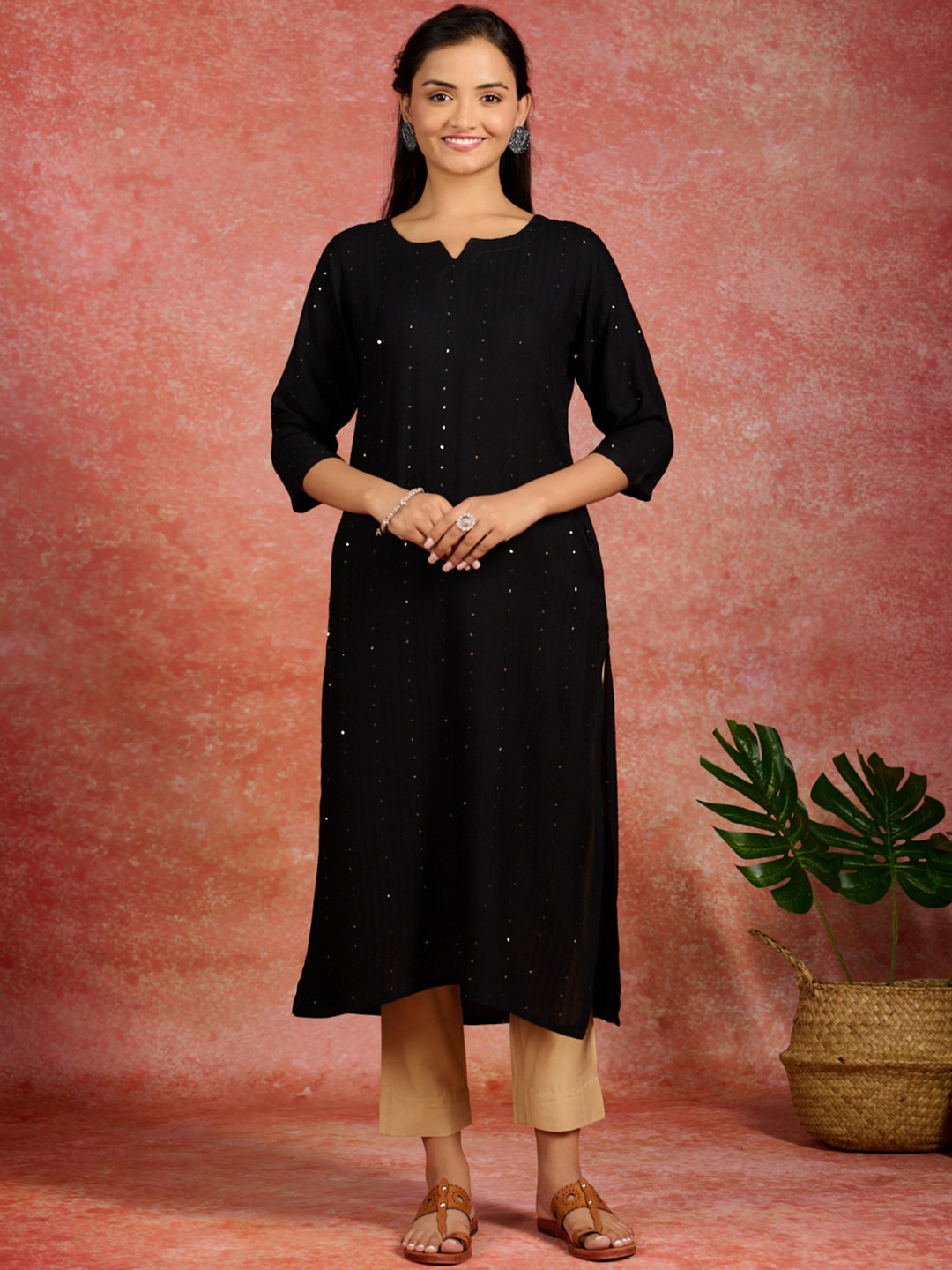 Libas Sequinned Thread Work Kurta