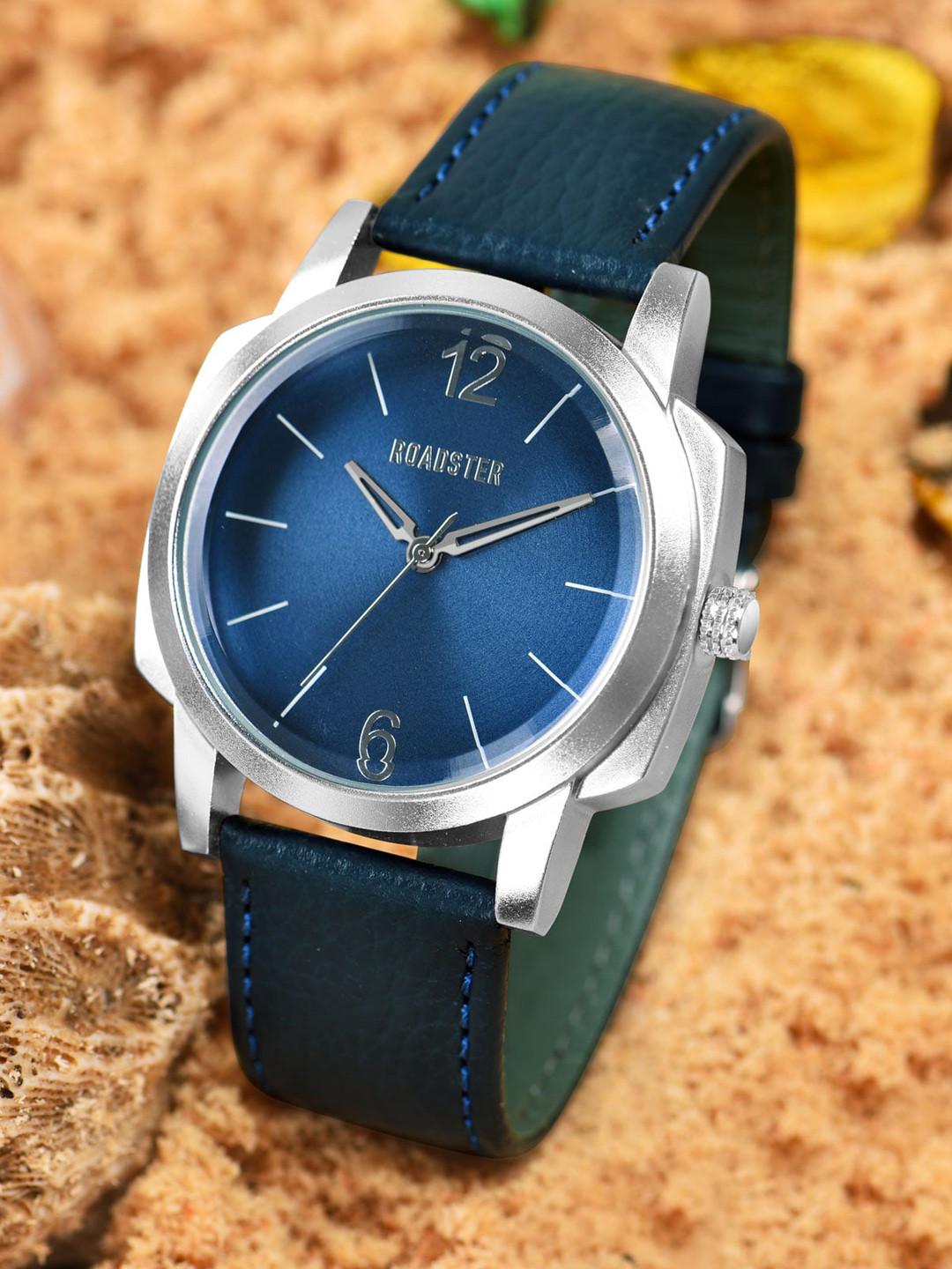 The Roadster Lifestyle Co. Men Leather Straps Analogue Watch RD-06-Blue