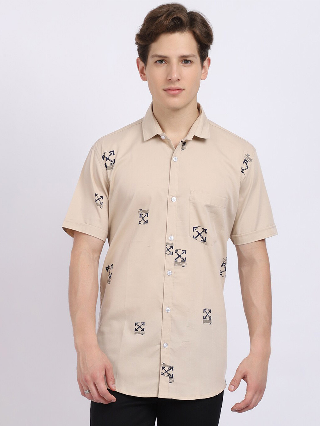 HANUMNTRA Comfort Fit Abstract Block Printed Casual Shirt