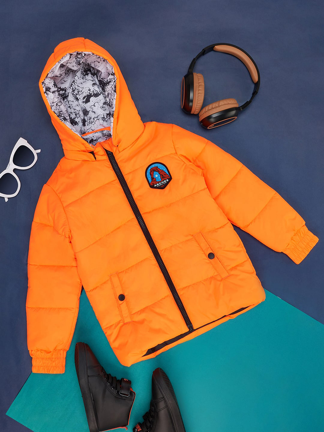 Pantaloons Junior Boys Hooded Puffer Jacket
