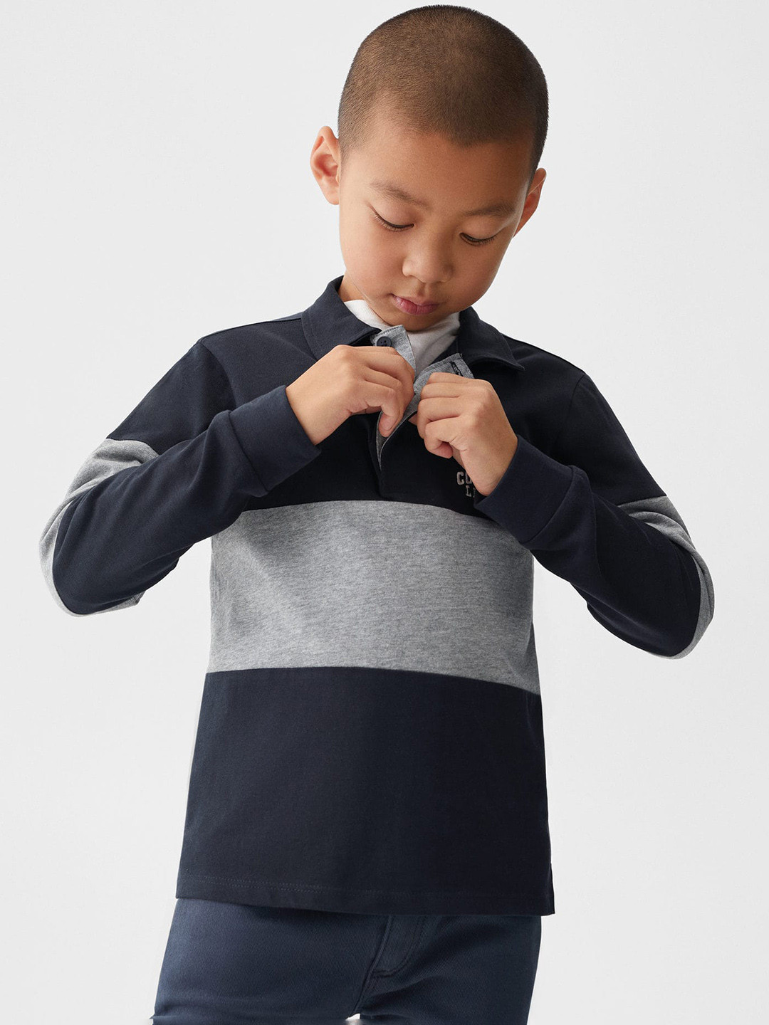 Mango Kids Boy Colourblocked Polo Collar Pure Cotton T-shirt with Embroidered Detail