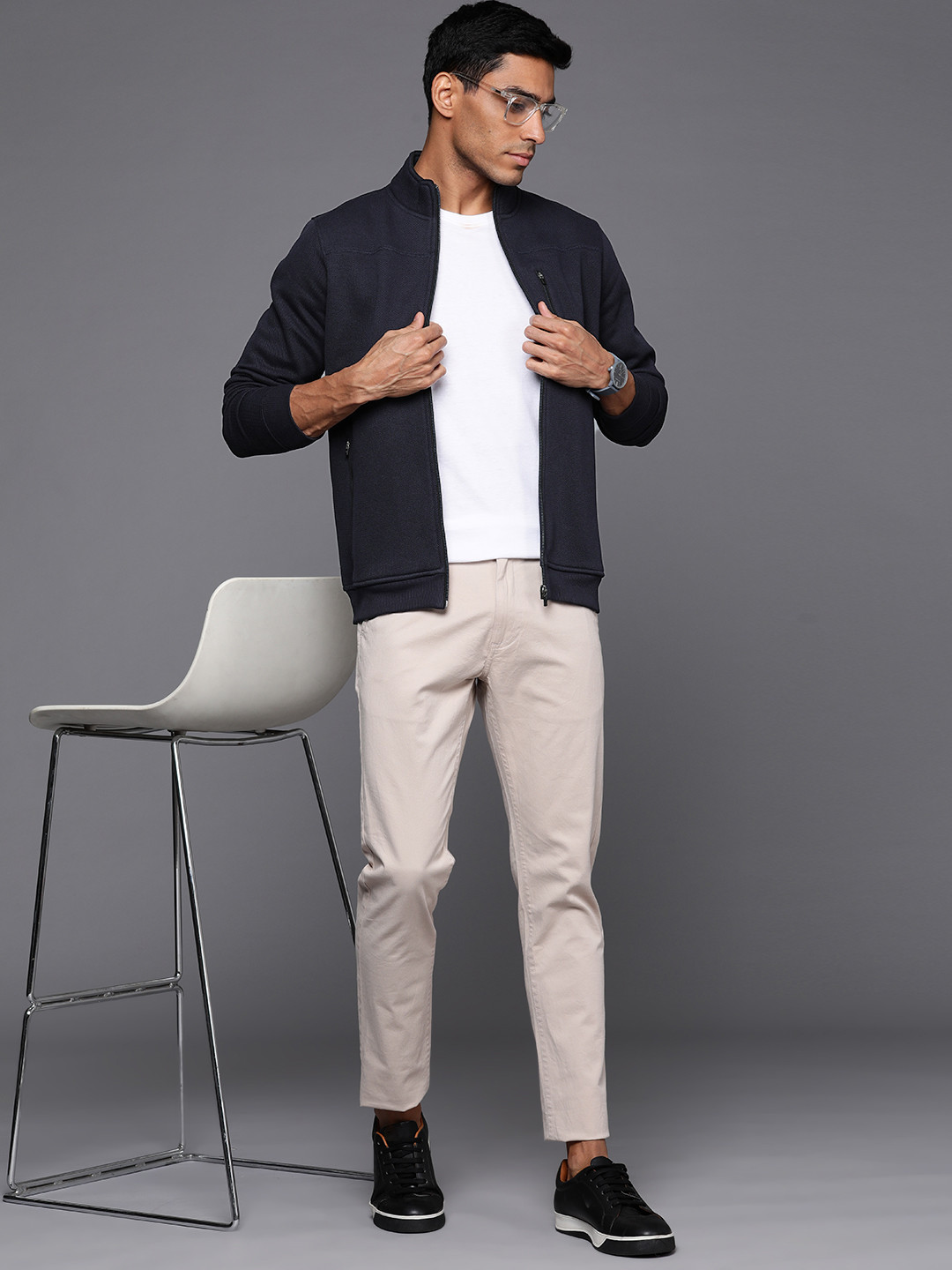 Louis Philippe Ath.Work Solid Zip Detailed Slim Fit Open-Front Sweatshirt