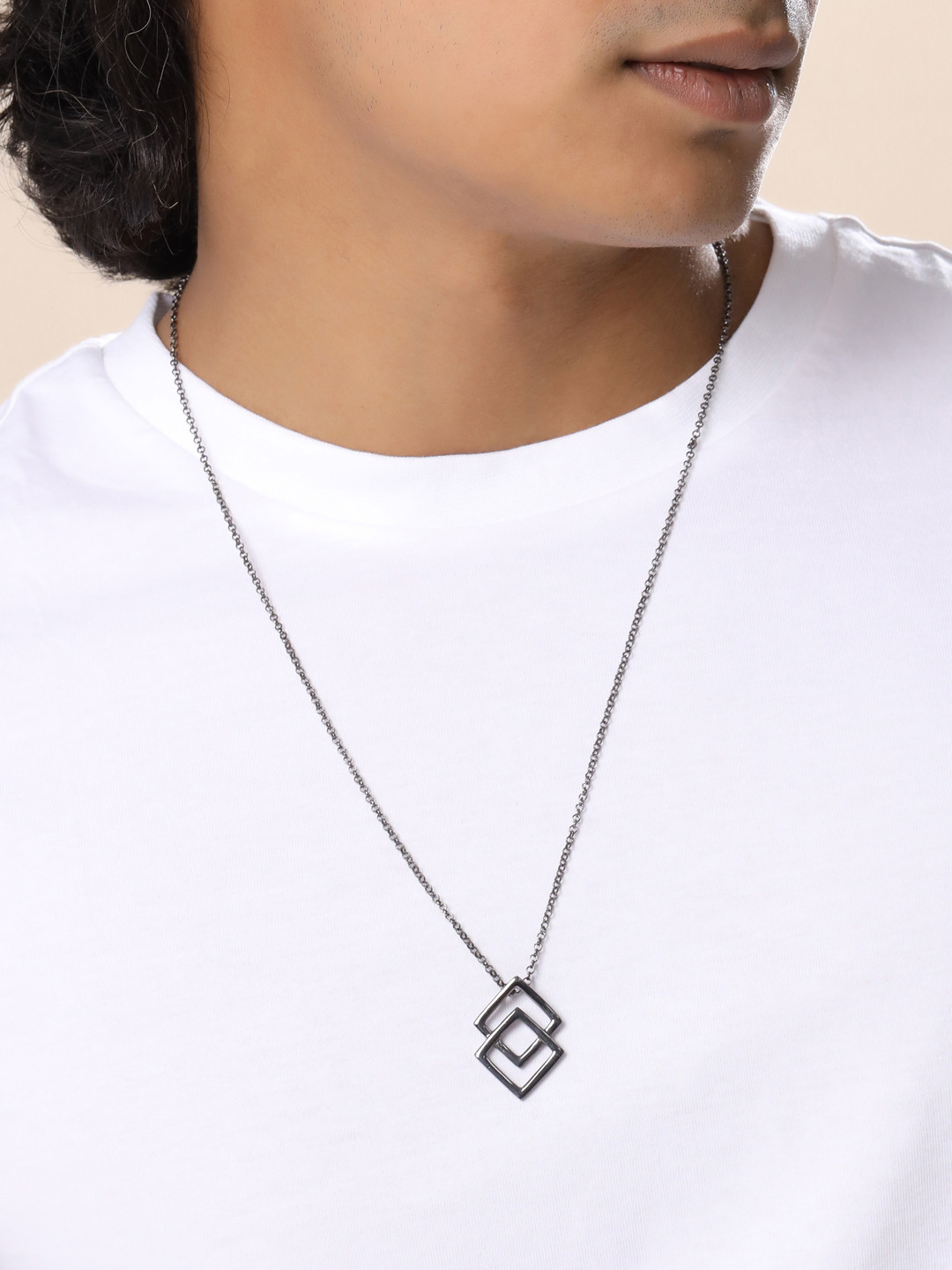 Kicky And Perky Men 92.5 Sterling Silver Symphonic Fusion Pendant With Chain