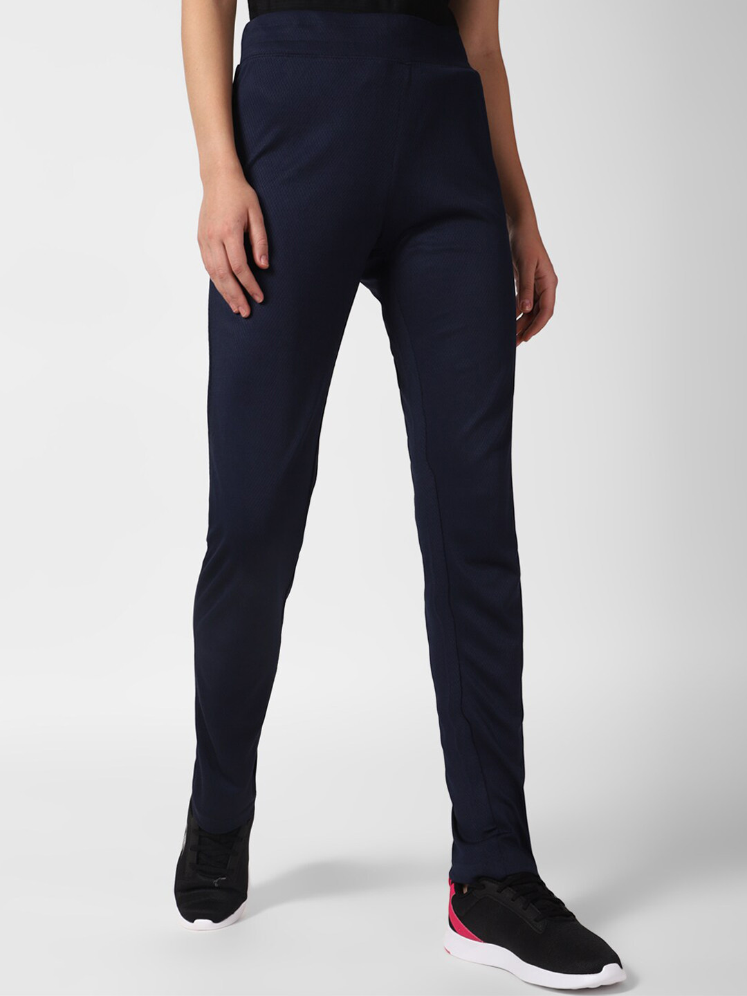 Reebok Women Te Vec W Mid Rise Track Pant