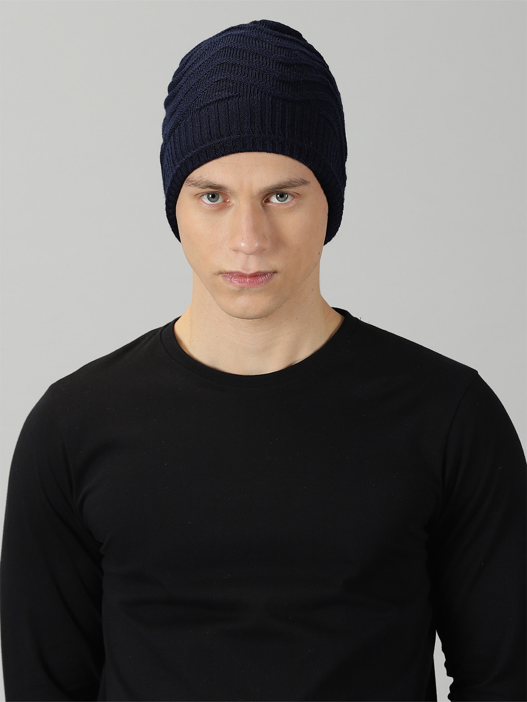 Rodzen Men Colourblocked Woollen Beanie
